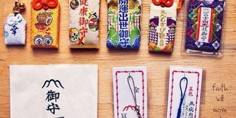 Top 3 cách làm bùa đánh bài hay nhất mang lại may mắn 2 cach lam bua danh bai 1