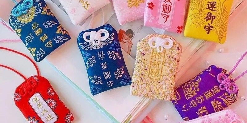 Top 3 cách làm bùa đánh bài hay nhất mang lại may mắn 4 cach lam bua danh bai 3